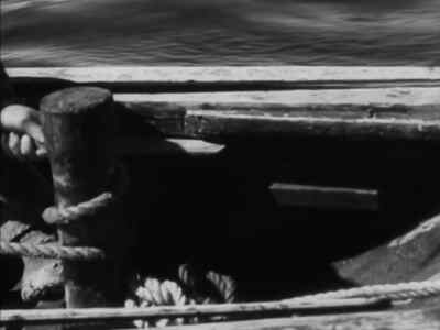 - Tiger's over.
- He's not. - Man of Aran