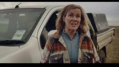 -Tight fit?
-Nah, Louie's a pretty small dude. - Far North