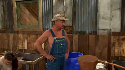 [tim] all right.
And my man,
keith, - Moonshiners: Master Distiller