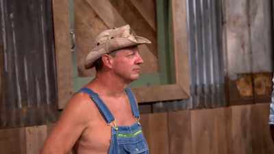 Tim, mark, digger, - Moonshiners: Master Distiller