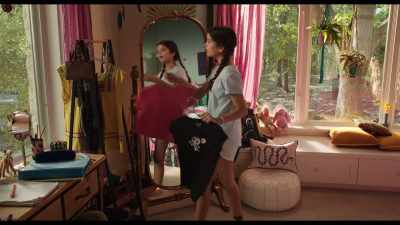 - Time for breakfast, Missy.
- Good morning, Dad. Be right there. - We Can Be Heroes