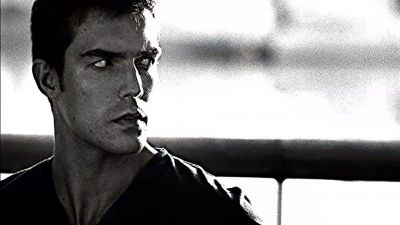Time to go take down a photographer. - CSI: Miami