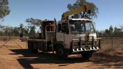 Time to go underground
to look for any more opal. - Outback Opal Hunters