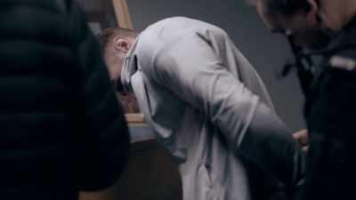 Time of arrest, please? 0737. - The Detectives: Fighting Organised Crime