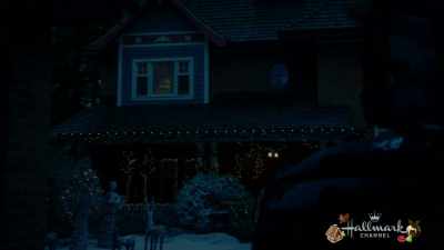 ♪ ...time of year - Love You Like Christmas