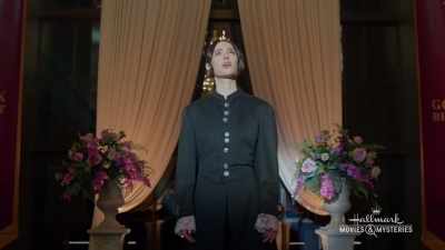 "Time, thou must untangle
this, not I. - Cut, Color, Murder