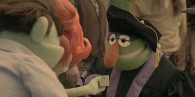 (TINA CHUCKLES) - The Muppets Mayhem