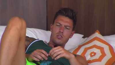 TINA: He is nice,
but sometimes he just needs
to realize - Love Island
