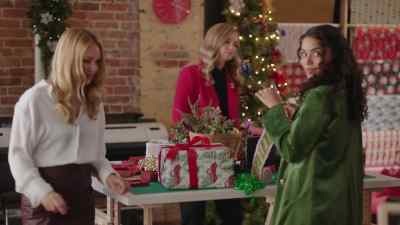 Tina's Best Wrap,
and Mia is Best Free Wrap. - Unwrapping Christmas: Lily's Destiny