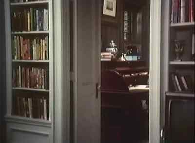 Tine... I've got this terrible
craving for a tall lemonade. - Diary of a Mad Housewife