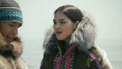 -Ting, listen to me.
-Hashtag, king ting. - North of North