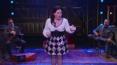 Tipul ăsta s-a născut bastard, nu? - Alex Borstein: Corsets & Clown Suits
