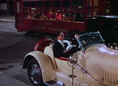 Don't tell me. - Singin' in the Rain