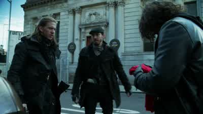 There's only three of us. - Gotham