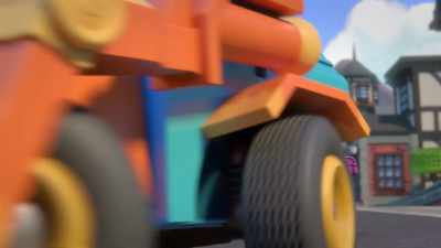 -[tires screeching]
-[Axyl gasps] - Mighty Monsterwheelies