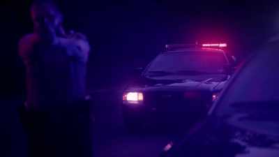 (tires screeching) - 12 Desperate Hours