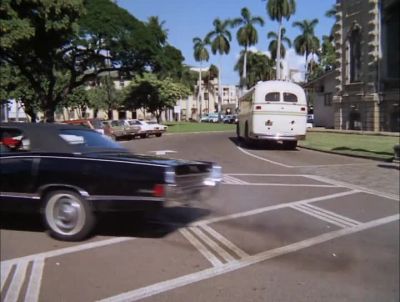 [ TIRES SCREECHING ] - Hawaii Five-0