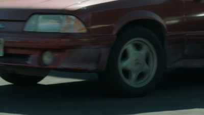 [ Tires squeal ]
♪ Baby, come back ♪ - Stumptown