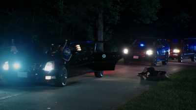 [TIRES SQUEAL] - Tyler Perry's The Oval