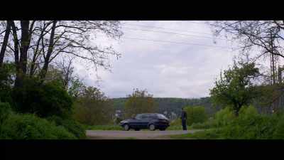[tires squealing] - John Carpenter's Suburban Screams