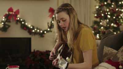 ♪ Tis the season to remember everything that you've got ♪ - Rock N' Roll Christmas