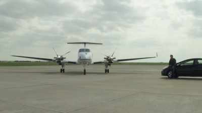 To all passengers
seven seven. - Agent Jade Black