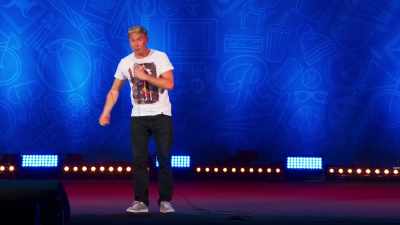 To be honest, he talks so much - Russell Howard: Recalibrate