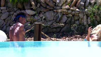 To become
the brownest boy - Love Island