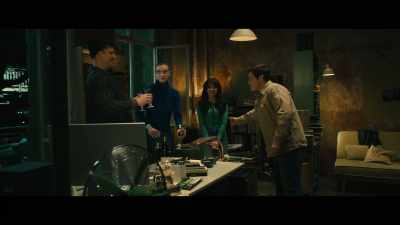 - To Bumper, - Pitch Perfect: Bumper in Berlin