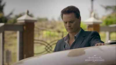 To create the puff of smoke, - Gourmet Detective: Eat, Drink and Be Buried