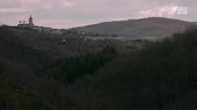 To cross these deep valleys, - Roman Megastructures