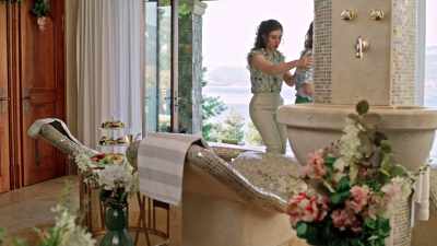 ...to do absolutely nothing
but relax, eat and be pampered. - Two Chefs and a Wedding Cake