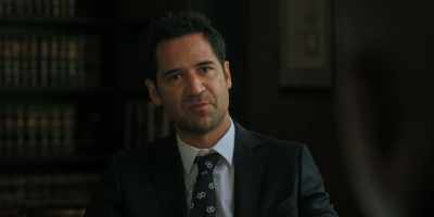 To do anything else, it would further
damage my client in the public eye. - The Lincoln Lawyer