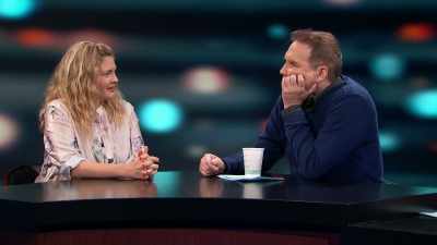 - To get, you know...
- What happened with the roulette thing? - Norm Macdonald Has a Show
