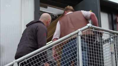 To get rid of his dead livestock, - Britain's Tiger Kings - On the Trail with Ross Kemp