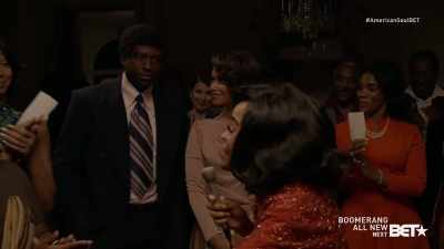 ♪ To give encouragement ♪ - American Soul