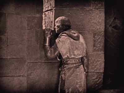 To God... to Richard...
and to her. - Robin Hood