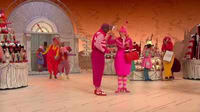 ♪ To handle any challenge - Dr. Seuss' The Grinch Musical