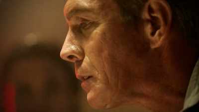To head the team, Burke
picks his right hand man, - History's Greatest Heists with Pierce Brosnan