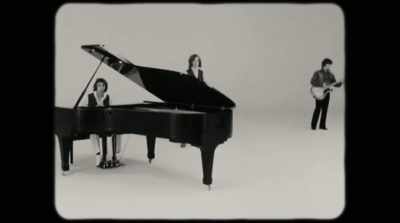 "To hell
with what my brothers think." - The Bee Gees: How Can You Mend a Broken Heart