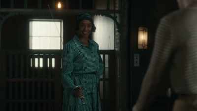 To land a point-a touché- - Frankie Drake Mysteries