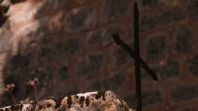 TO LEARN MORE,
CARL AND HAMILTON CONSULTED - Lost Relics of the Knights Templar