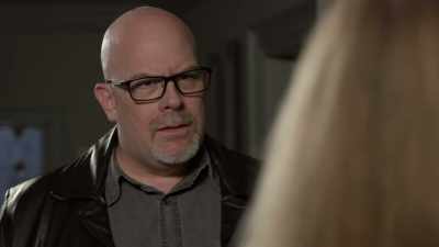 To me, it felt like somebody
was guarding something - The Holzer Files