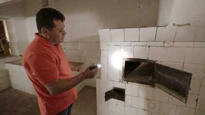 To me, this is not a normal oven
for a house. - Secret Nazi Ruins