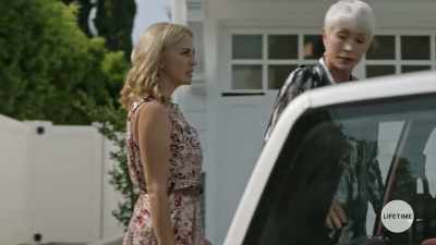 - To Megan?
- Yes, my Megan. - Killer Grandma