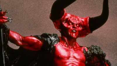 To most people was no longer
recognizable as Tim Curry. - Pennywise: The Story of IT
