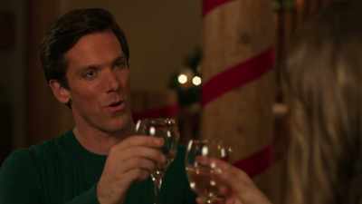 To old friends
and new traditions. - Spotlight on Christmas