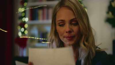 To tell her that I
need to kiss her again. - A Christmas Exchange