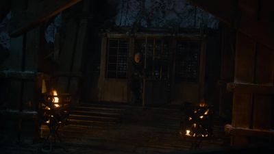 To the gate. Come on, let's move. - Game of Thrones