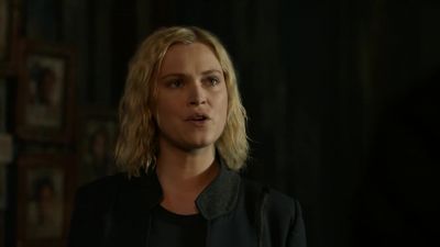 TO WHAT DO I OWE
THE PLEASURE? - The 100